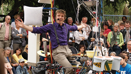 Spectacle Le Velotonome